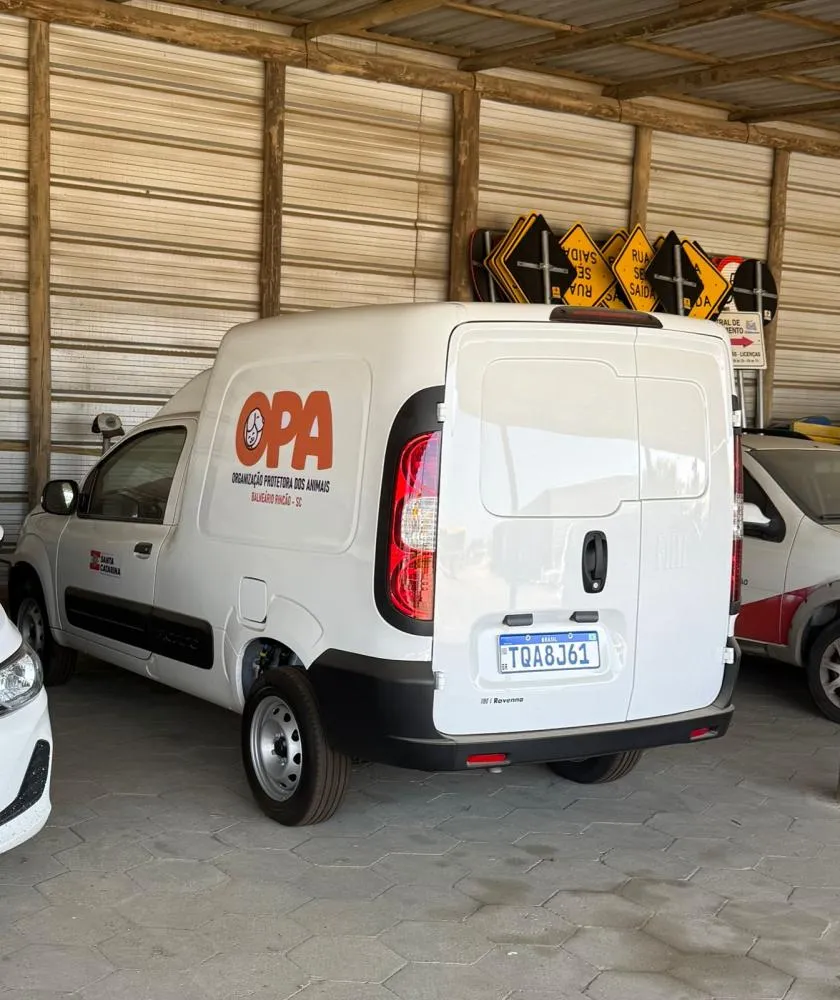C&acirc;mara de Balne&aacute;rio Rinc&atilde;o aprova cess&atilde;o gratuita de ve&iacute;culo &agrave; OPA para fortalecer a&ccedil;&otilde;es de resgate e atendimento de animais no munic&iacute;pio.