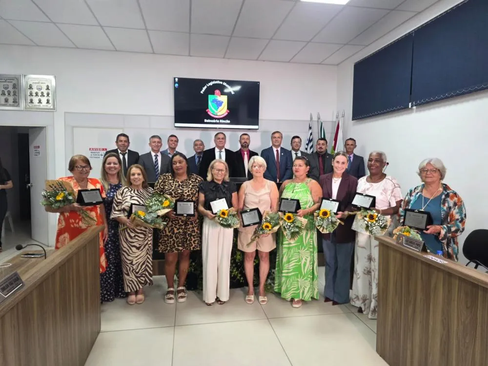 A programa&ccedil;&atilde;o em alus&atilde;o ao Dia Internacional da Mulher em Balne&aacute;rio Rinc&atilde;o ser&aacute; encerrada nesta sexta-feira (27) com uma roda de conversa sobre prote&ccedil;&atilde;o e fortalecimento feminino, reunindo cerca de 100 participantes no plen&aacute;rio da C&acirc;mara de Vereadores.
