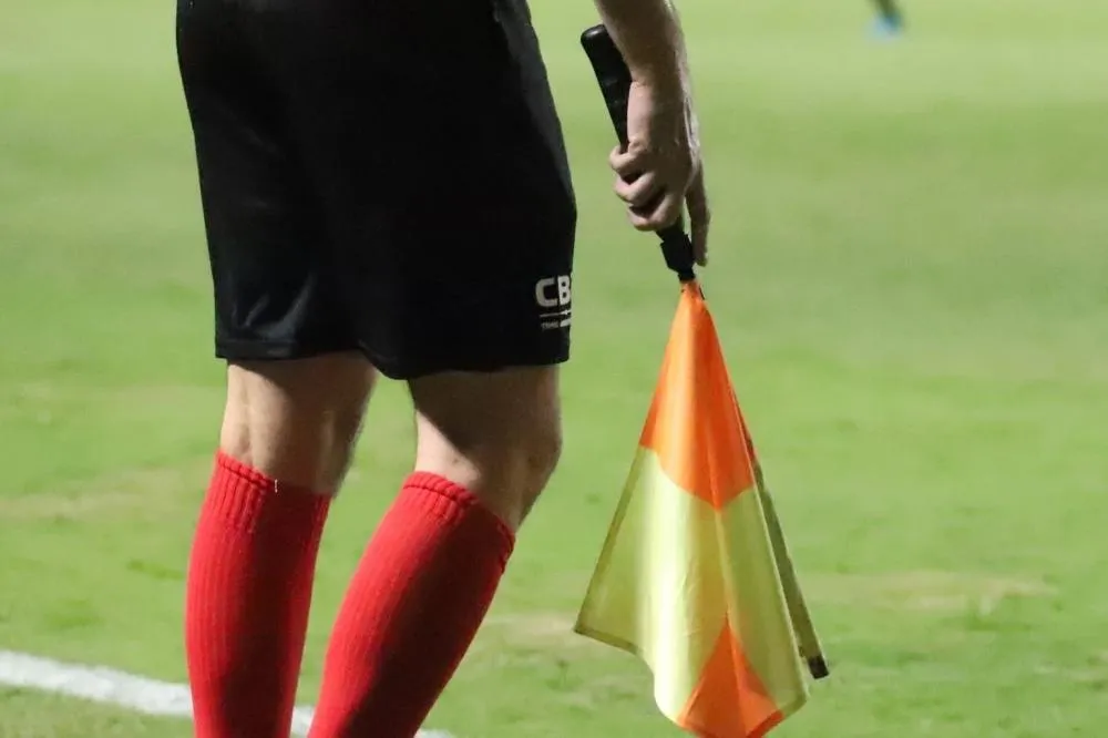 Arbitragem gaúcha comandará duelo entre Criciúma e Botafogo-SP