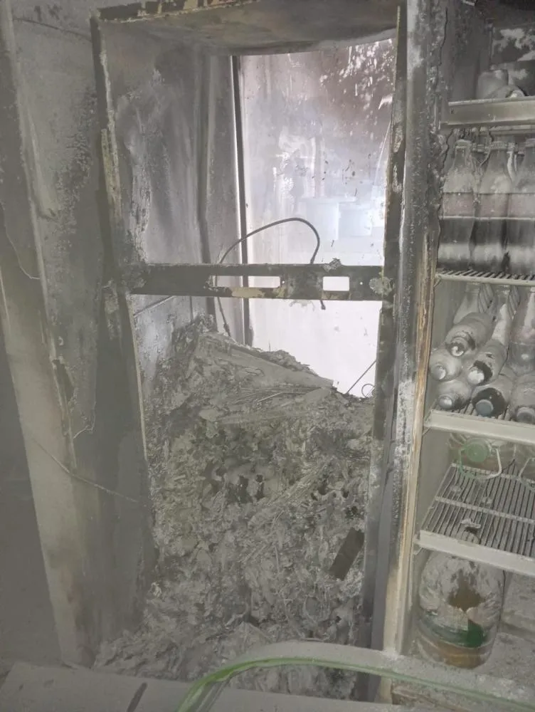 Incêndio em cozinha de estabelecimento comercial foi controlado antes da chegada dos bombeiros em Sombrio.