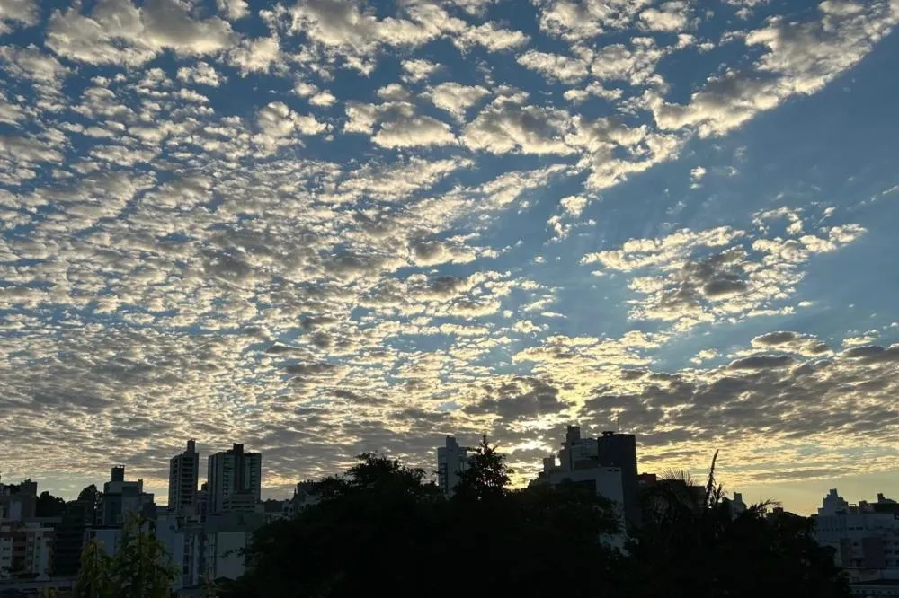 Fim de semana será com chuva e aberturas de sol em Criciúma e região