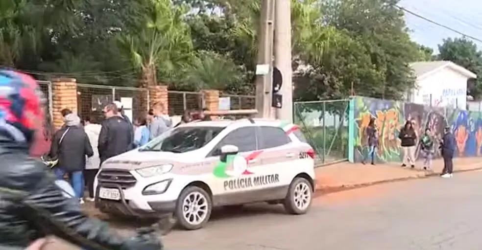 Adolescente morre após ataque com canivete dentro de colégio