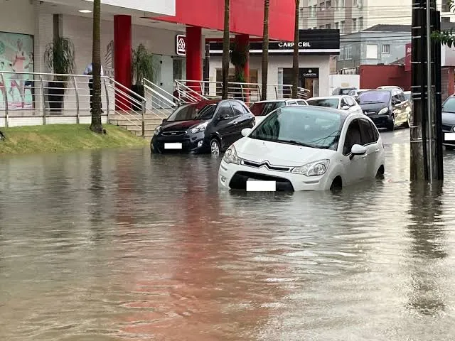 Criciúma entra em alerta para risco de fortes chuvas, alagamentos e deslizamentos