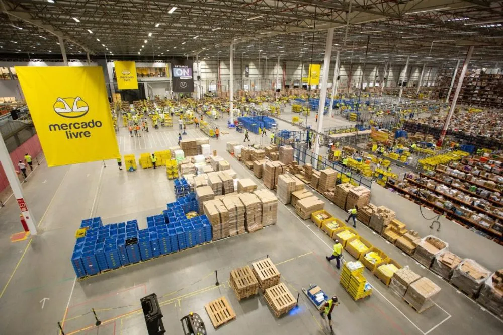 Consumidores relatam atraso nas entregas do Mercado Livre na região de Içara
