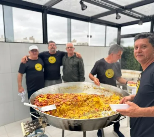 Paella beneficente mobiliza comunidade e arrecada fraldas geriátricas para o Asilo São Vicente