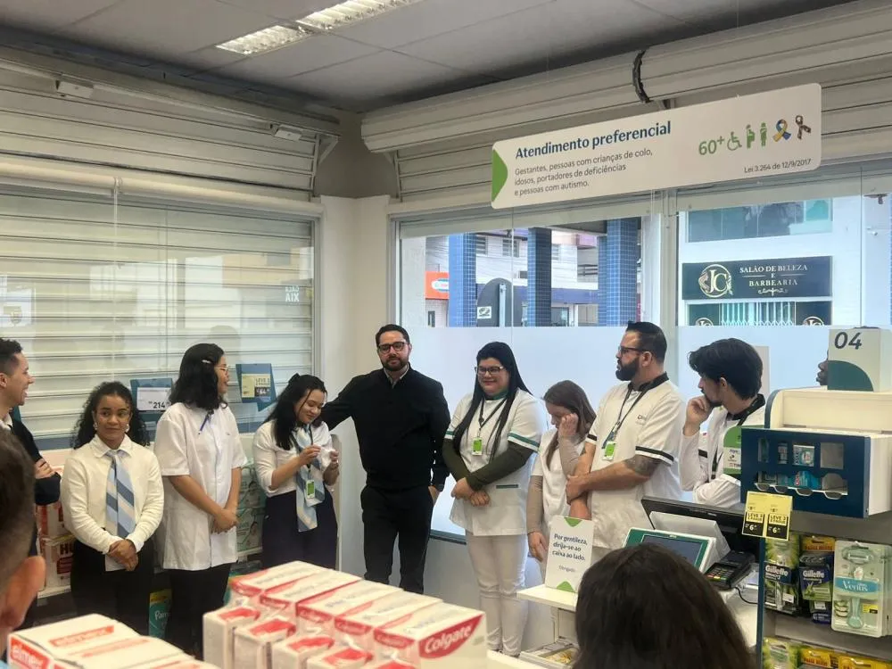Nova unidade da rede de farmácias abre as portas nesta segunda-feira (31) e amplia a oferta de produtos e serviços de saúde, beleza e bem-estar no município.