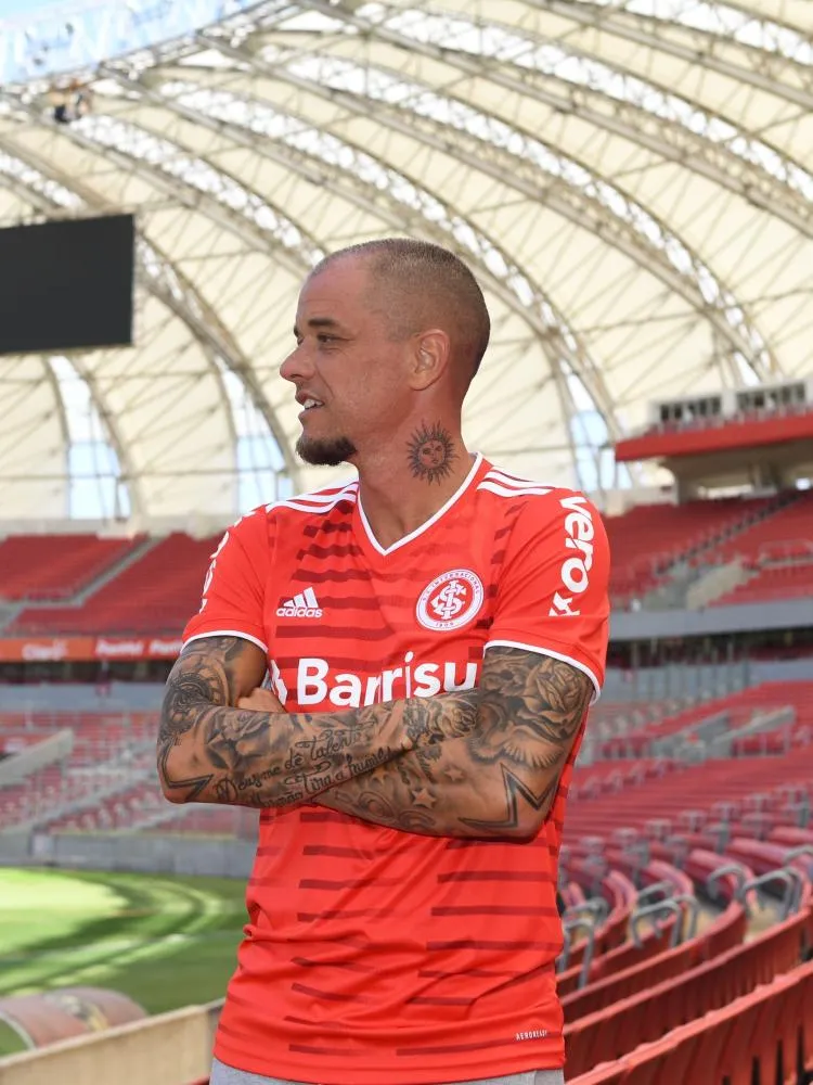 INTERNACIONAL É INTIMADO A PAGAR R$ 16,9 MILHÕES POR DÍVIDA LIGADA À CONTRATAÇÃO DE D’ALESSANDRO