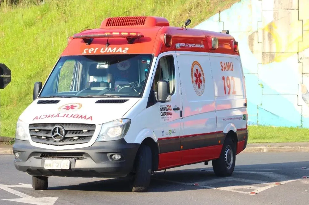 Vereador denuncia ambulâncias do Samu paradas em Criciúma; Secretaria de Saúde se manifesta