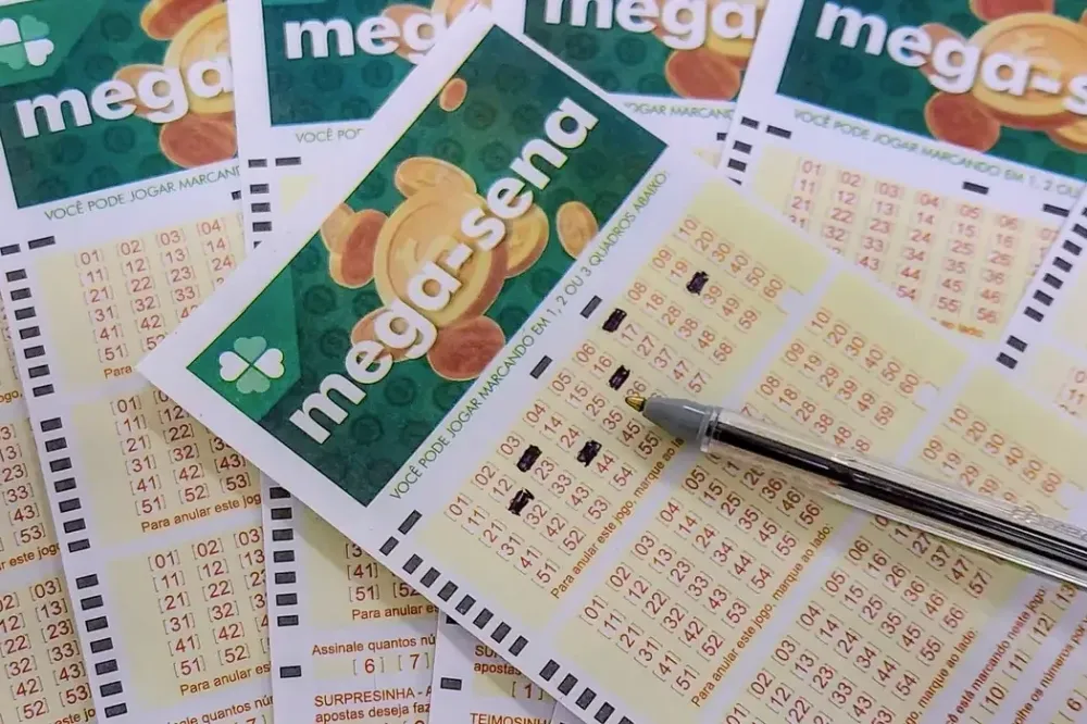 Ganhadores da Mega Sena levam prêmio em Içara e Tubarão