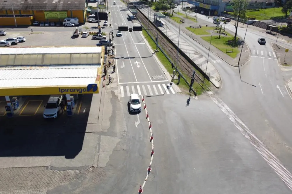 Novo sistema de trânsito começa a funcionar na Avenida Centenário, em Criciúma