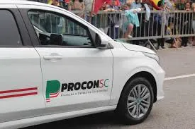 O Procon Santa Catarina informou que 61 postos de combustíveis em Santa Catarina não repassaram aos consumidores a redução de 5,2% no preço da gasolina